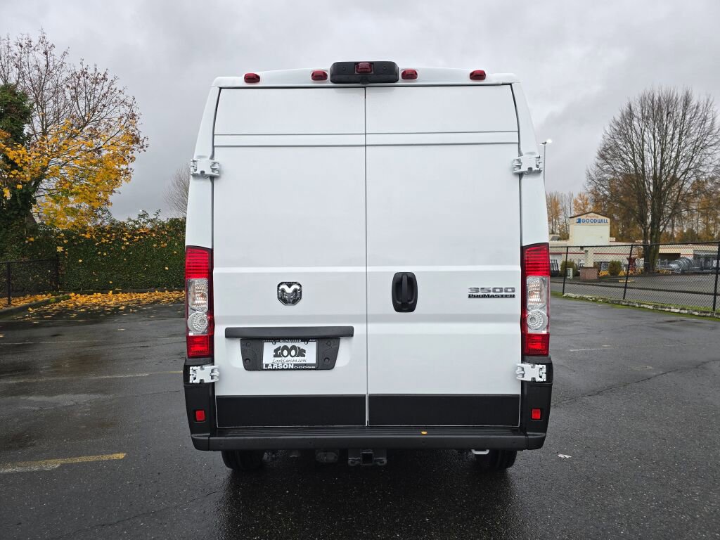 New 2026 RAM ProMaster 3500 w/ Quick Order Package 22G SLT image 5