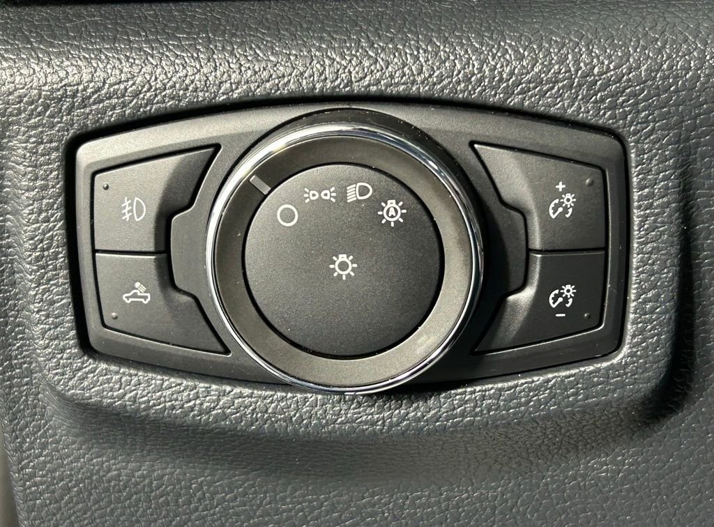 Used 2022 Ford F250 Lariat w/ Tremor Off-Road Package image 31