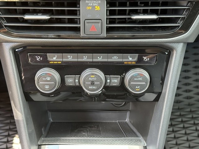 New 2024 Volkswagen Taos SE image 22