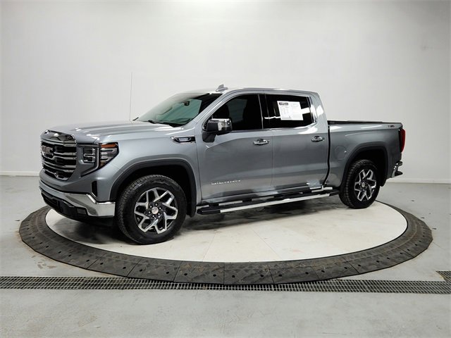 Used 2023 GMC Sierra 1500 SLT w/ SLT Premium Package image 3