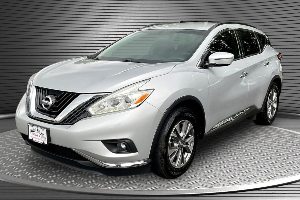 Used 2016 Nissan Murano SV AWD/4WD image 3