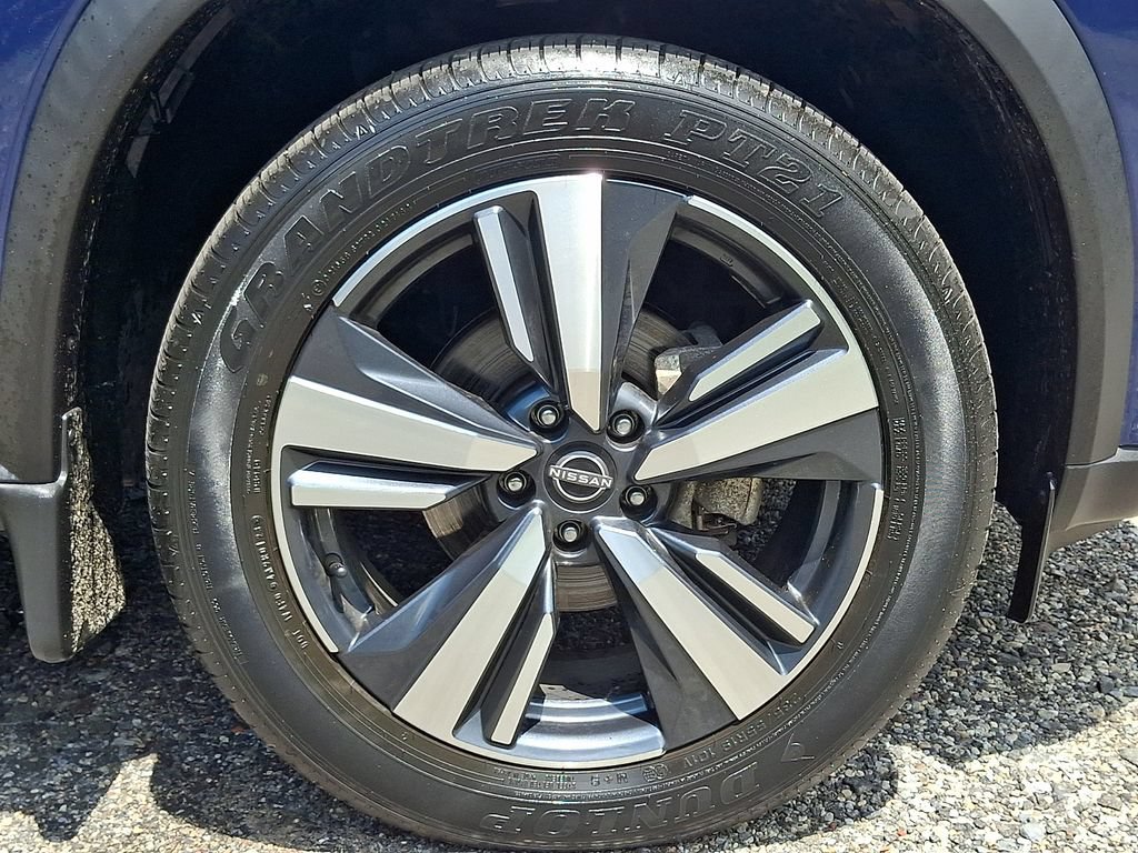 Certified 2023 Nissan Rogue Platinum AWD/4WD image 9