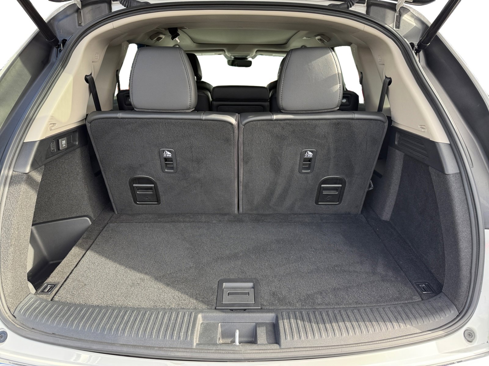Used 2024 Acura MDX FWD image 17
