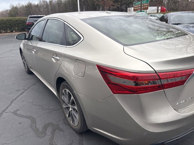 Used 2018 Toyota Avalon XLE Plus image 8