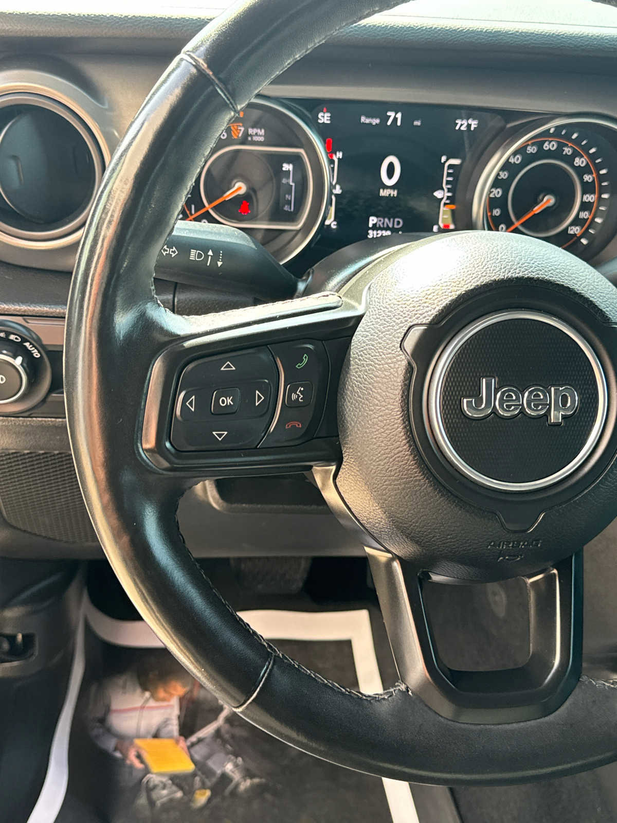 Used 2022 Jeep Wrangler Unlimited Sport image 17