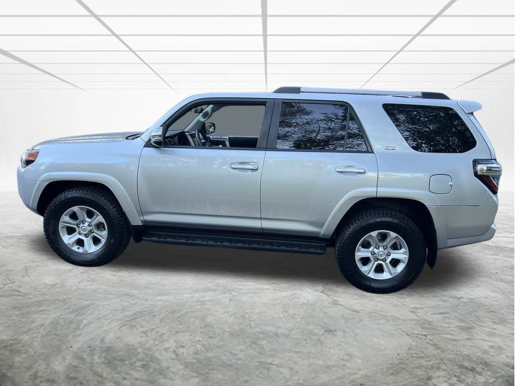 Used 2020 Toyota 4Runner SR5 Premium image 16