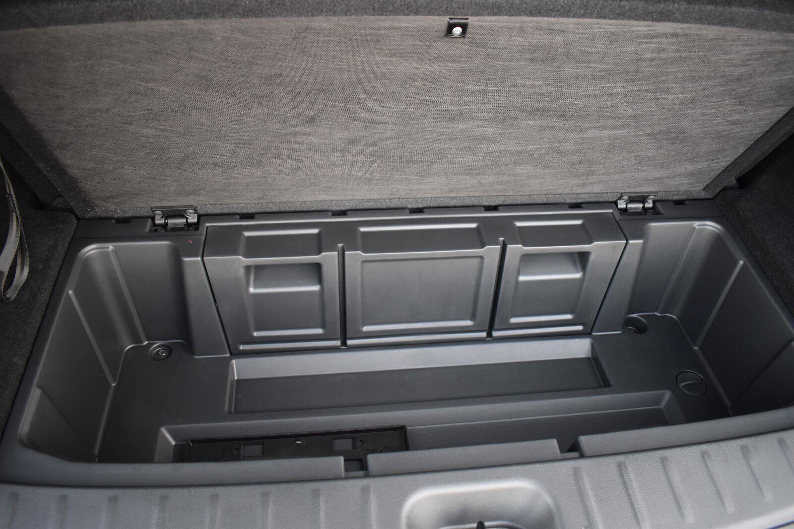 Used 2025 Nissan Pathfinder Platinum w/ Black Appearance Package FWD image 63