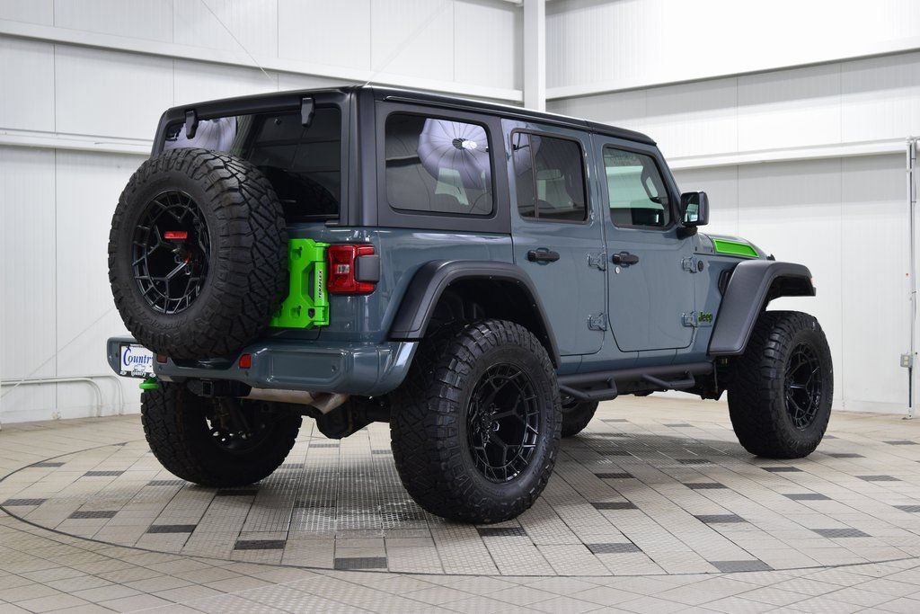 Used 2024 Jeep Wrangler Unlimited Rubicon w/ Safety Group AWD/4WD image 7
