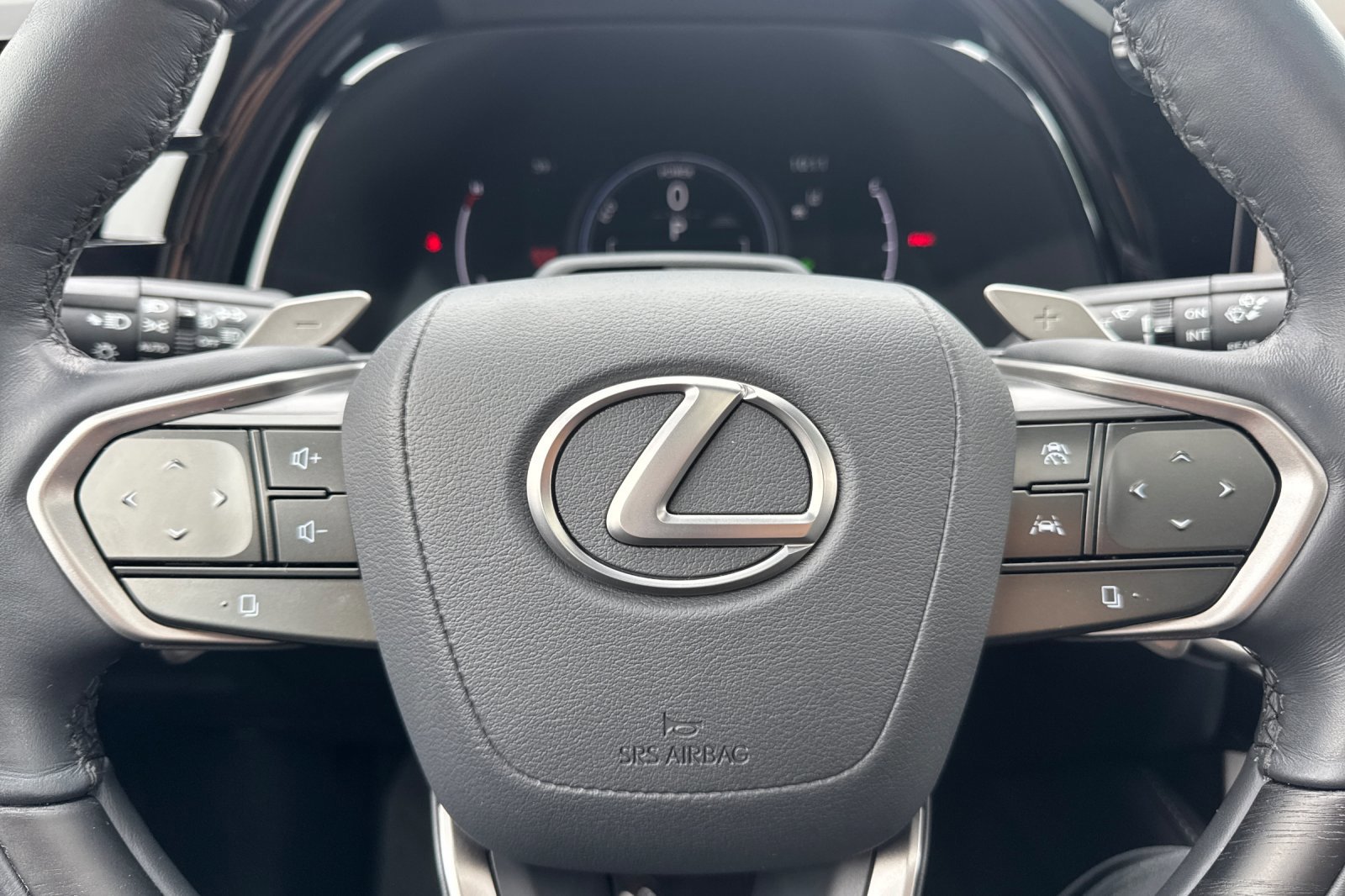 Used 2023 Lexus RX 350 w/ Cold Area Package AWD/4WD image 23