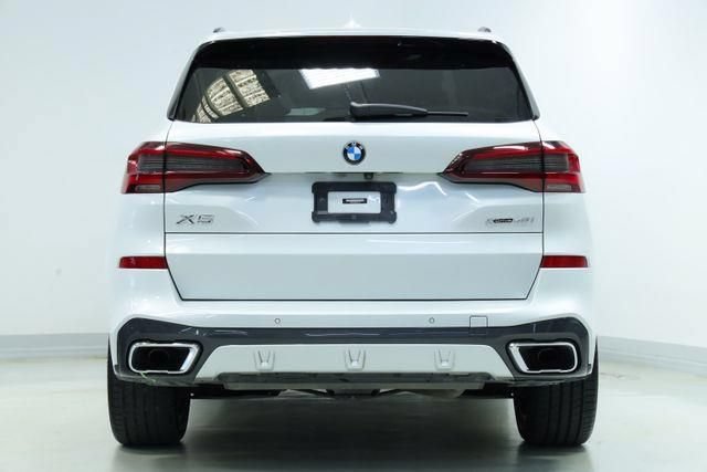 Used 2022 BMW X5 xDrive40i w/ M Sport Package AWD/4WD image 7