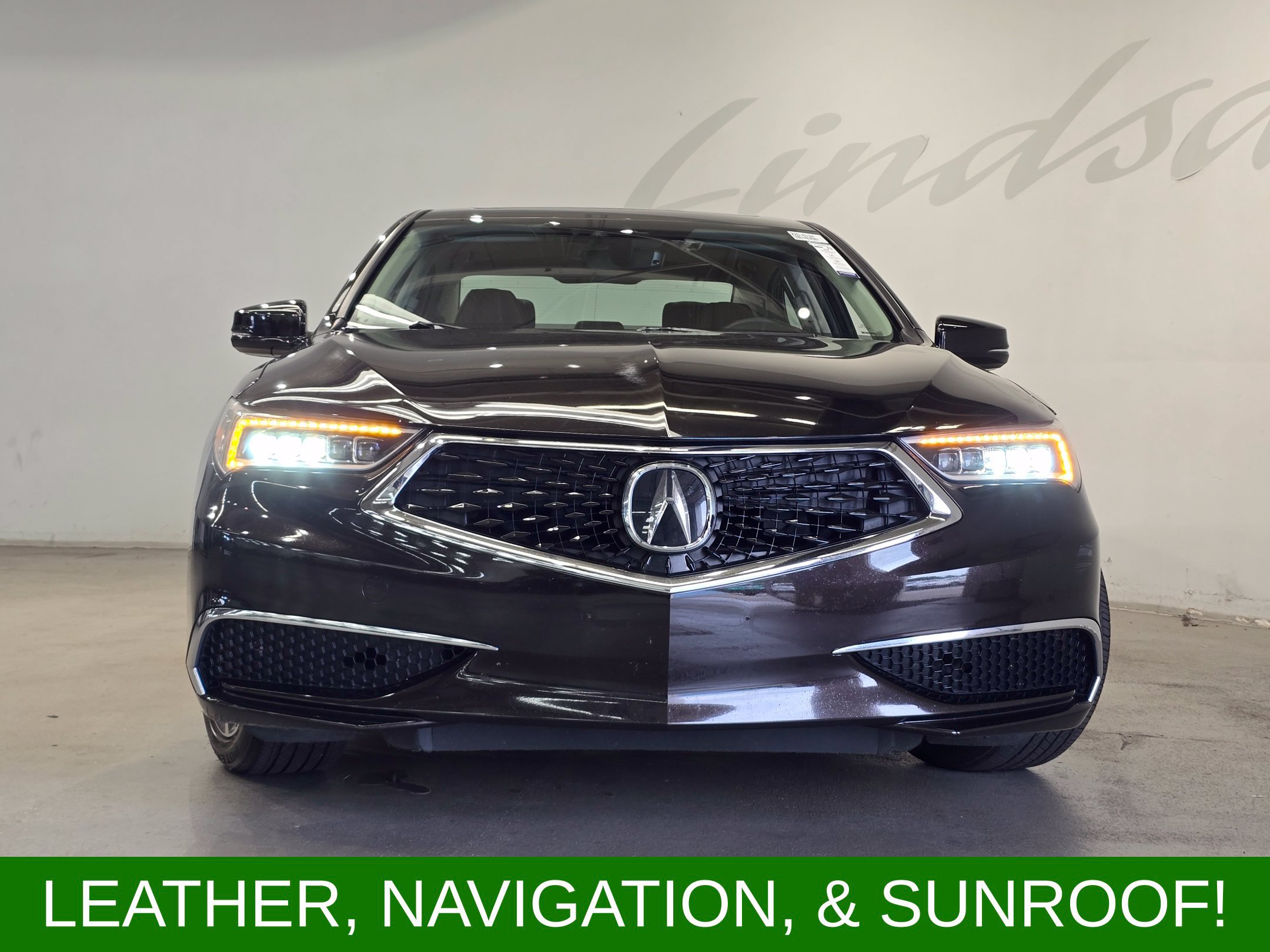 Used 2018 Acura TLX w/ Technology Package AWD/4WD image 2