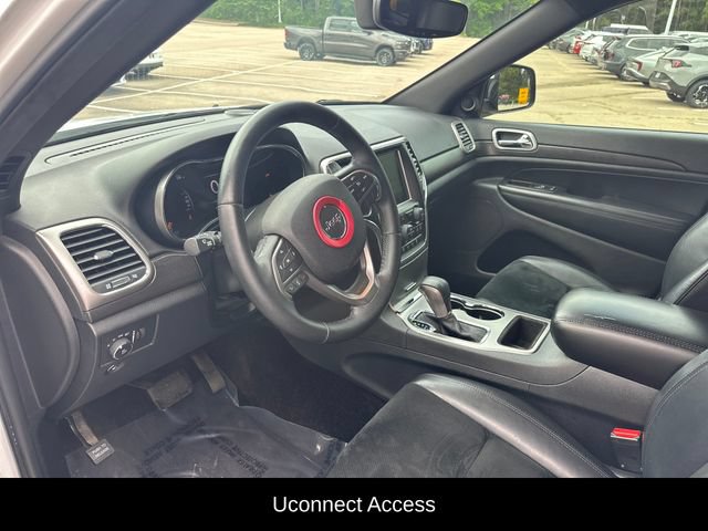 Used 2017 Jeep Grand Cherokee Altitude RWD image 13
