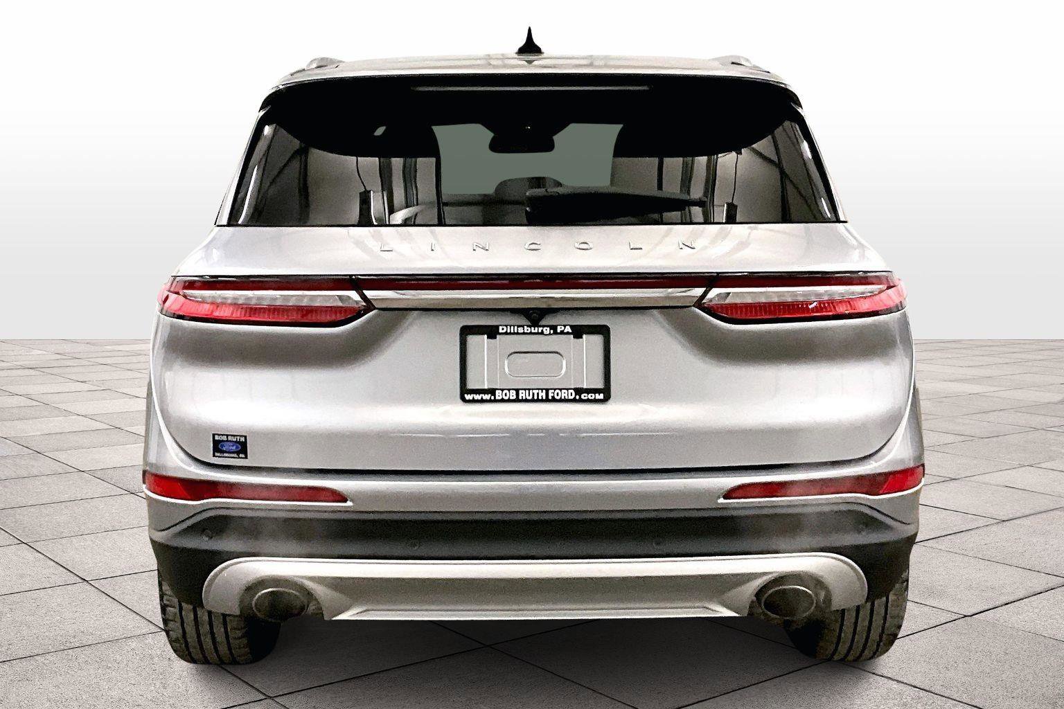 Used 2021 Lincoln Corsair AWD w/ Equipment Group 101A image 4