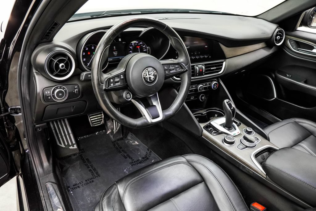 Used 2022 Alfa Romeo Giulia Ti w/ Active Assist Plus Package RWD image 20