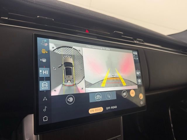 Used 2025 Land Rover Range Rover SE image 22