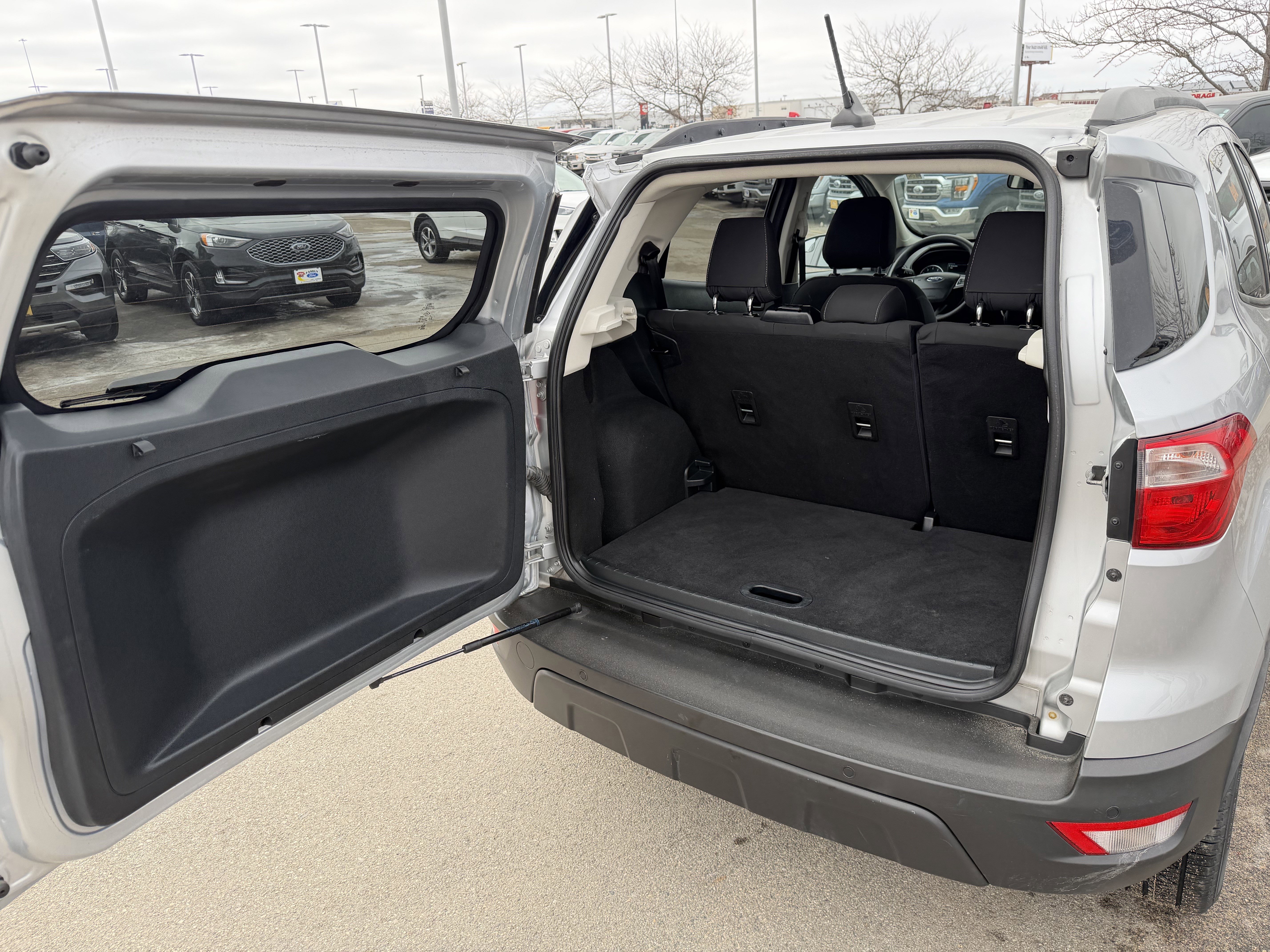 Used 2021 Ford EcoSport SE image 22