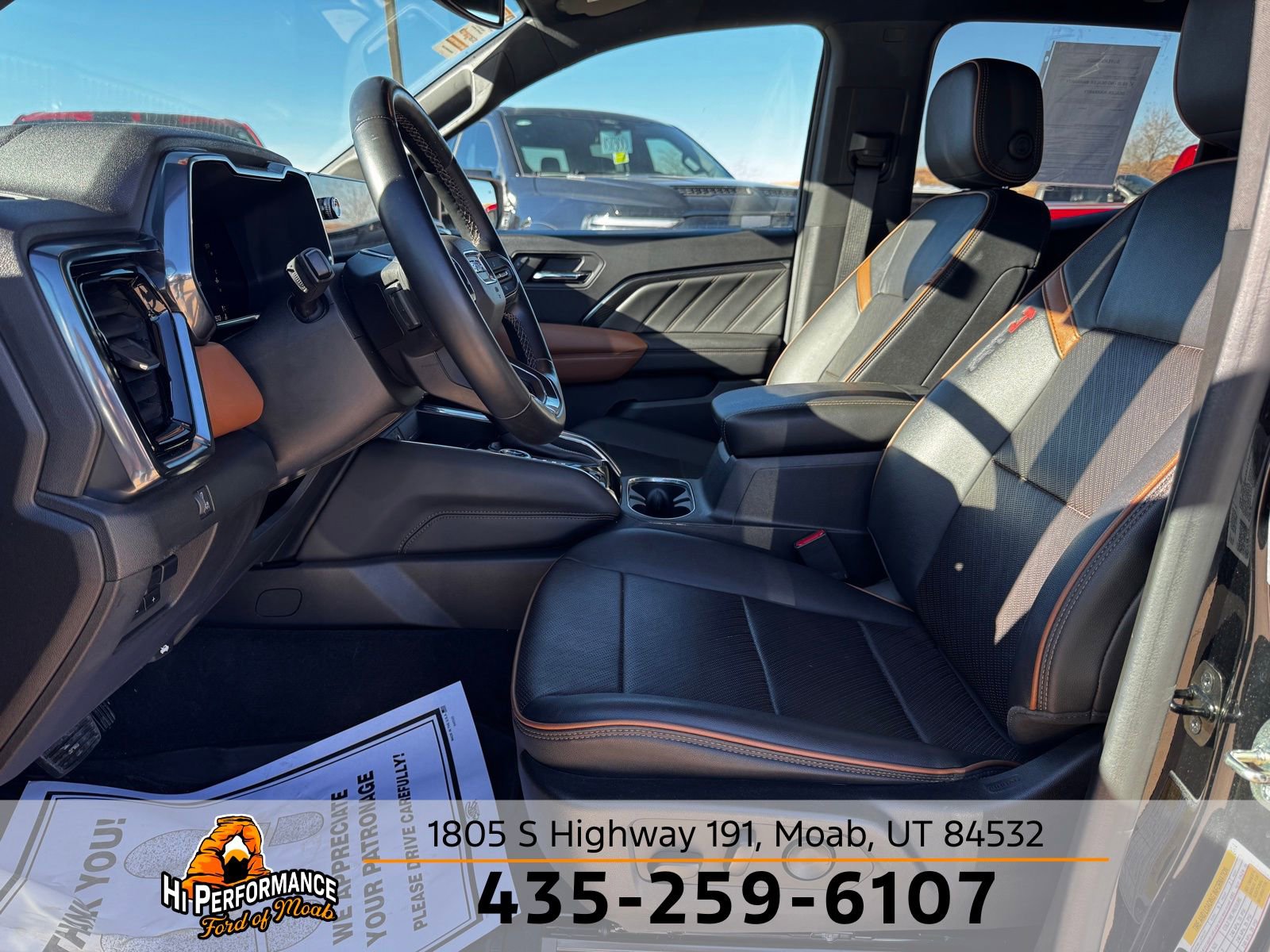 Used 2023 GMC Canyon AT4 w/ AT4 Premium Package image 16