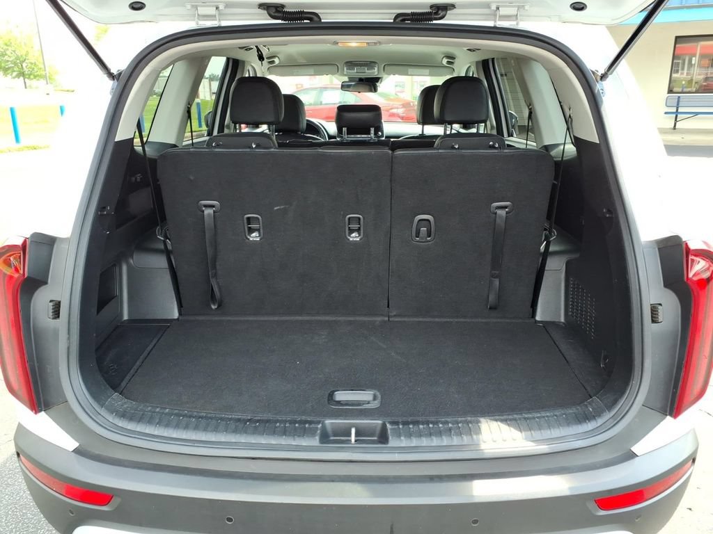 Used 2020 Kia Telluride LX FWD image 26