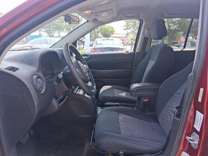 Used 2014 Jeep Compass Sport w/ Power Value Group AWD/4WD image 13