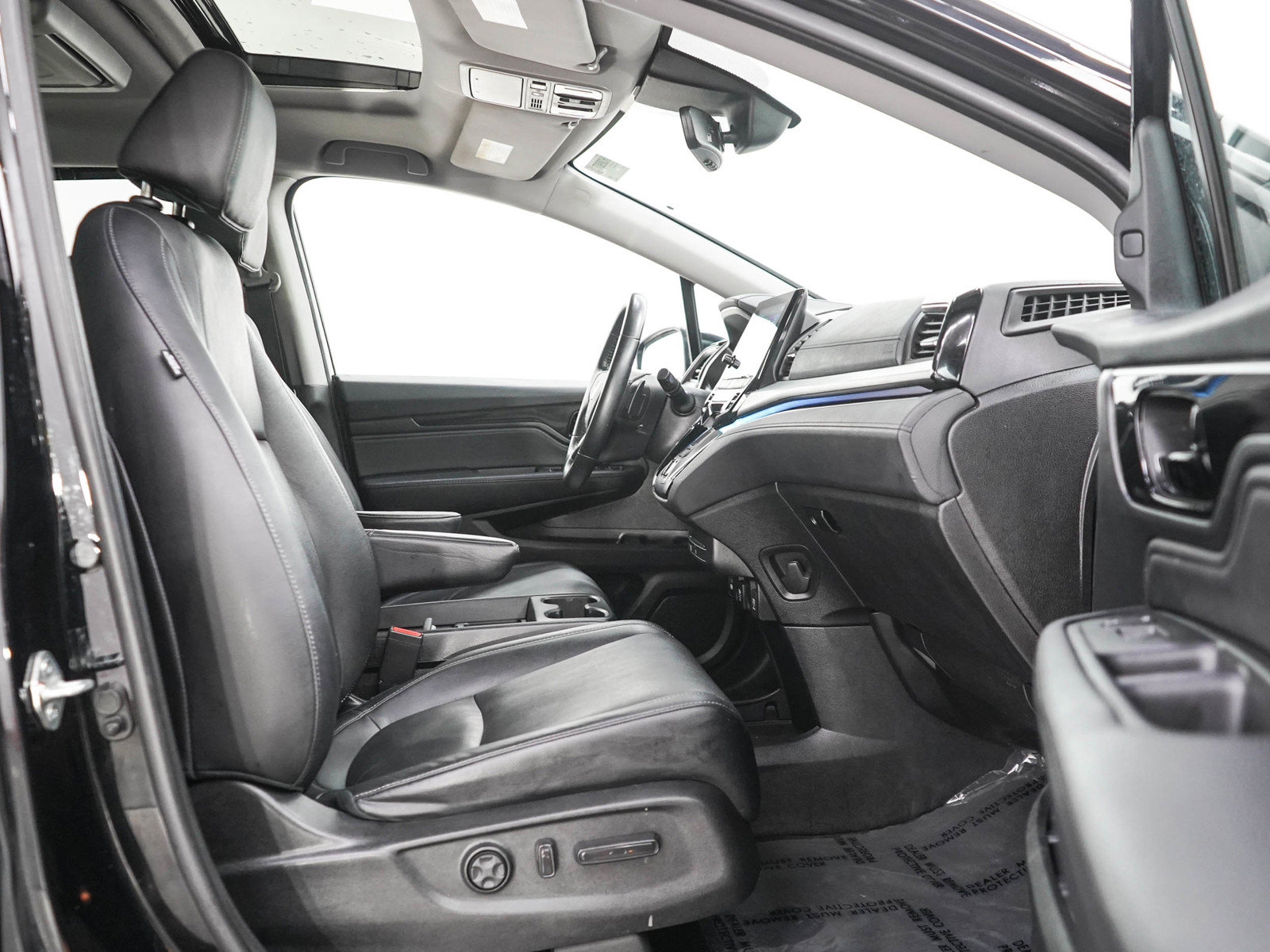 Used 2022 Honda Odyssey Touring image 11