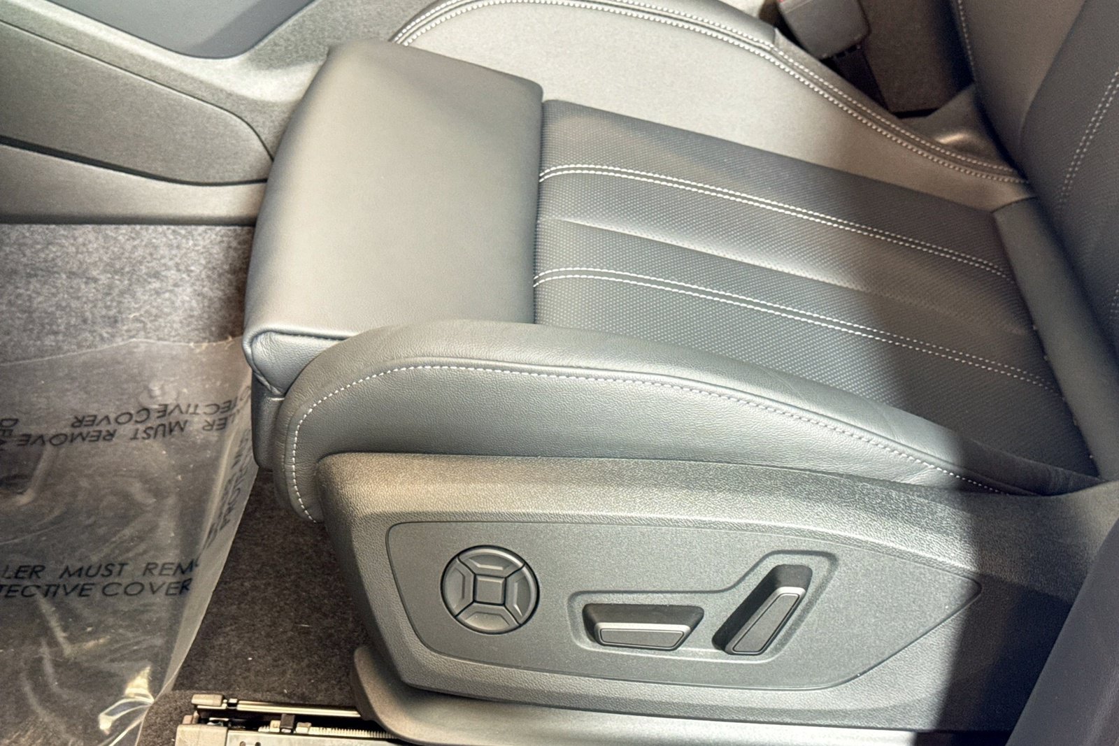 New 2027 Audi Q6 e-tron Premium Plus AWD/4WD image 16