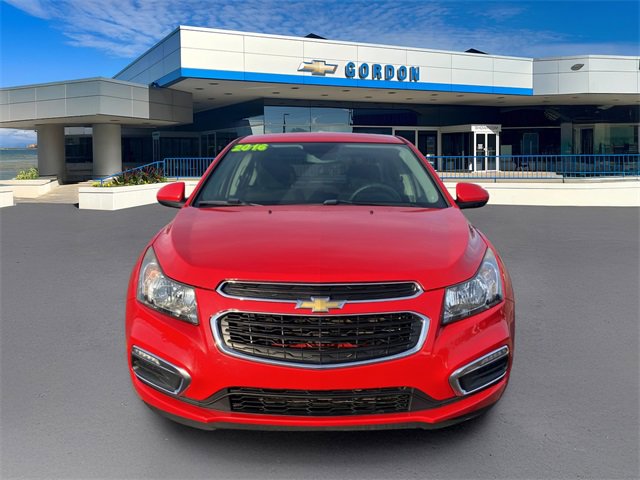 Used 2016 Chevrolet Cruze LT image 2