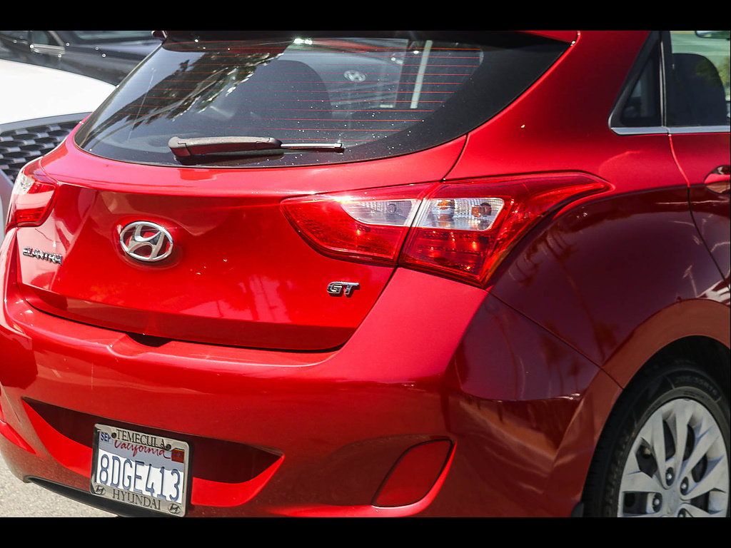 Used 2016 Hyundai Elantra GT FWD image 11