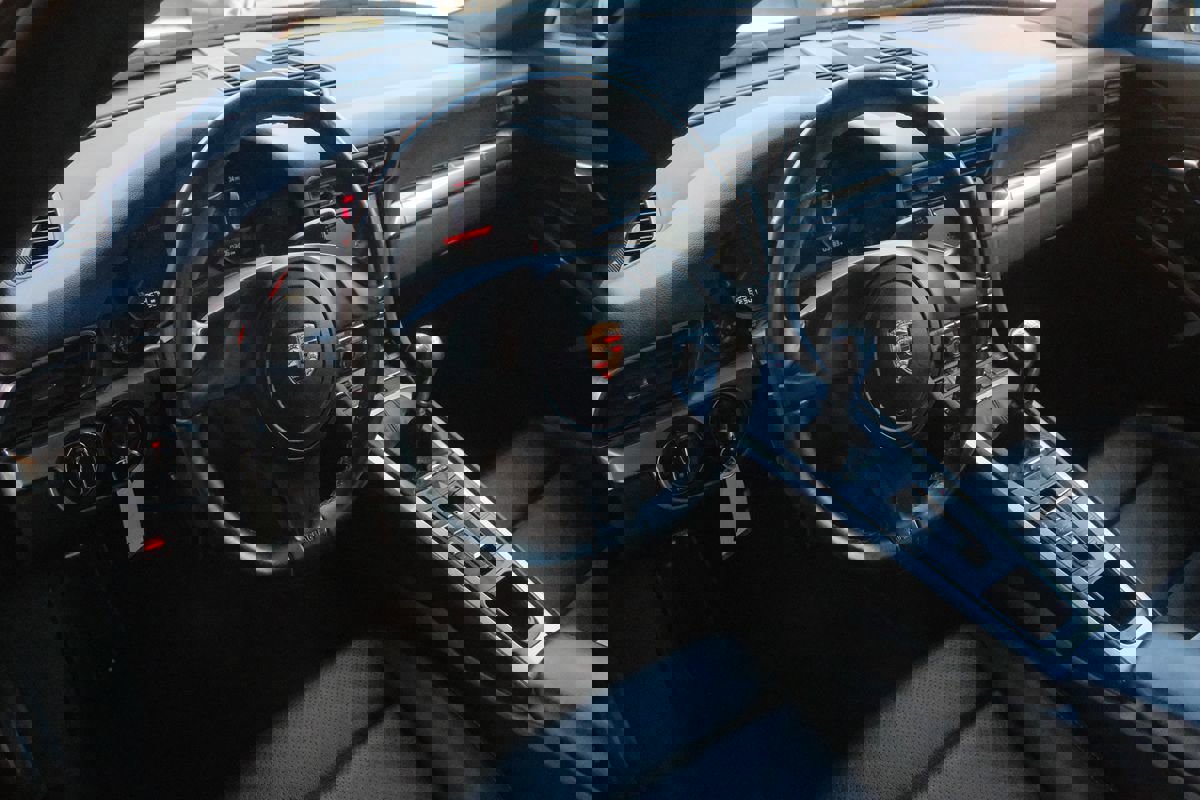 Used 2014 Porsche 911 Carrera 4S image 43