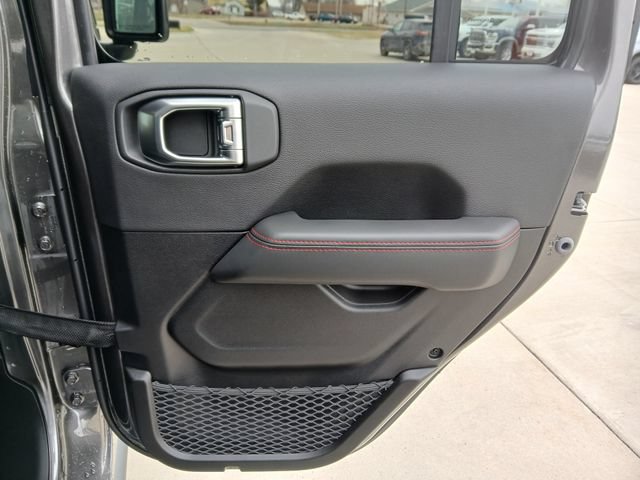 New 2026 Jeep Gladiator Rubicon w/ Steel Power Dome Hood Package AWD/4WD image 17