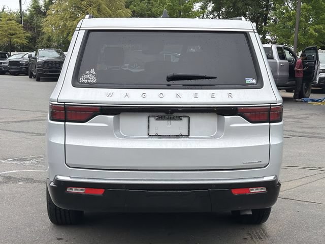 Used 2024 Jeep Wagoneer Series II w/ Flexible Seating Group AWD/4WD image 4