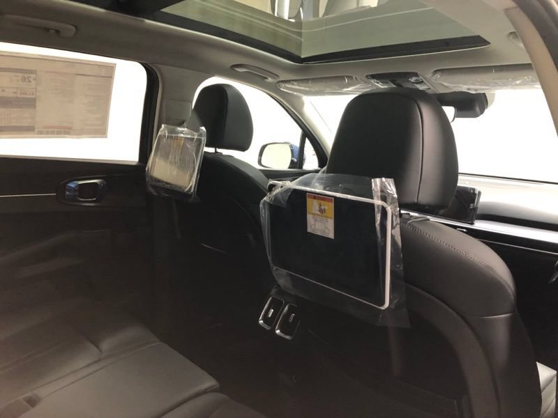 New 2026 Kia Sorento S w/ S Panoramic Sunroof Package FWD image 11