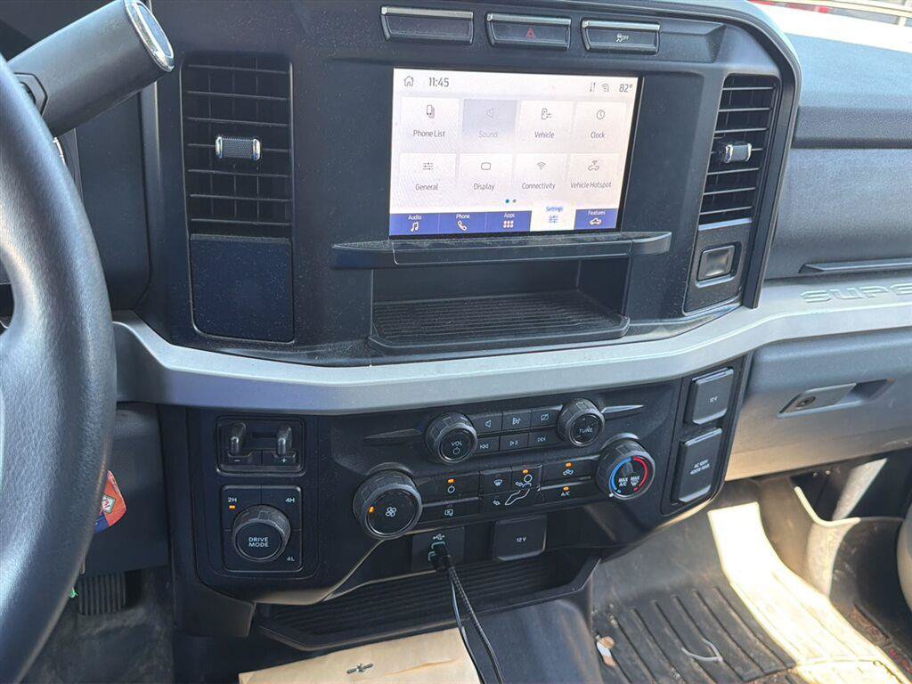 Used 2024 Ford F250 XLT AWD/4WD image 5