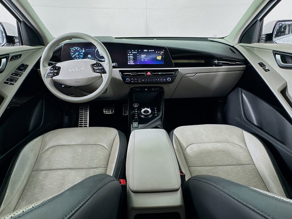 Used 2023 Kia Niro Wave w/ Wave Preserve Package image 17