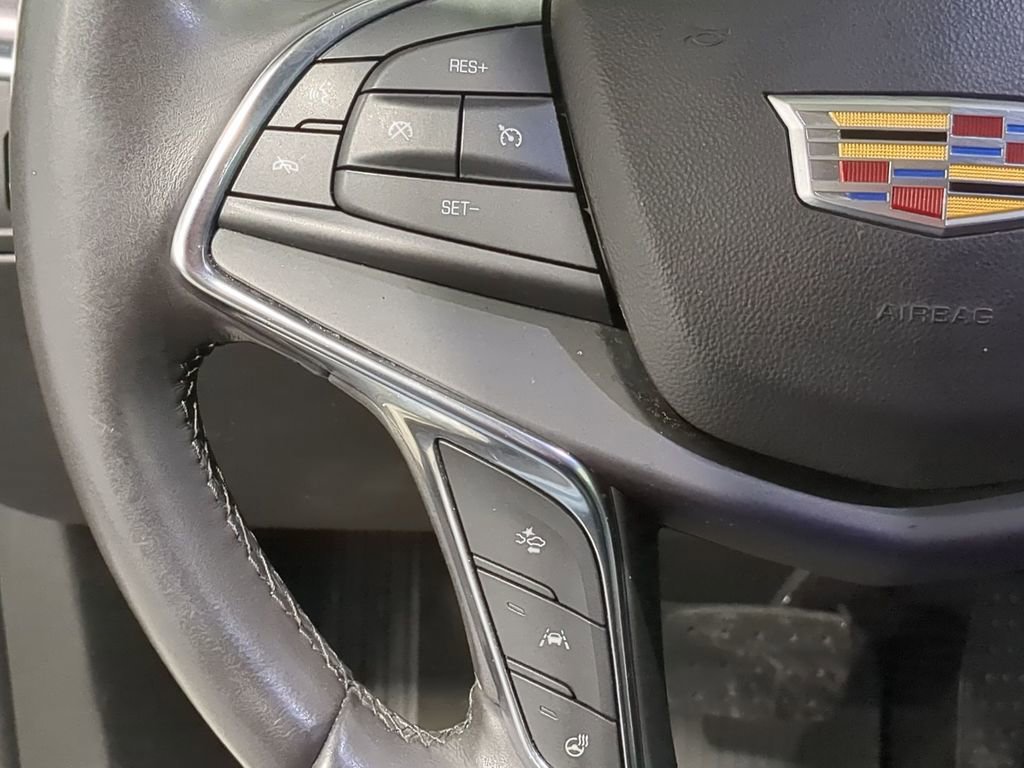 Used 2018 Cadillac XT5 Luxury w/ Driver Awareness Package image 30