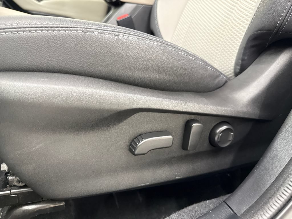 Used 2021 Subaru Forester Premium w/ Popular Package #1 AWD/4WD image 14