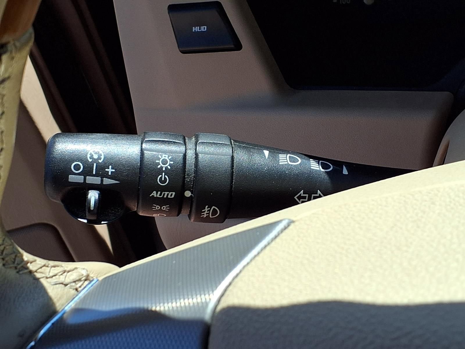 Used 2008 Cadillac XLR RWD image 21