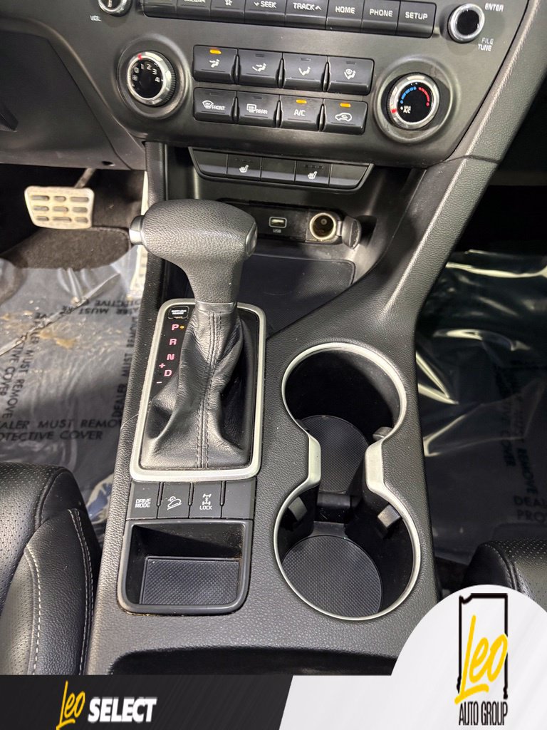 Used 2022 Kia Sportage Nightfall Edition AWD/4WD image 19