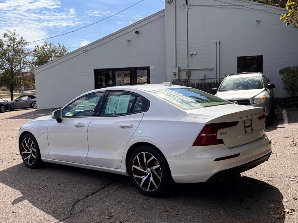 Used 2019 Volvo S60 T6 Momentum w/ Premium Package AWD/4WD image 4