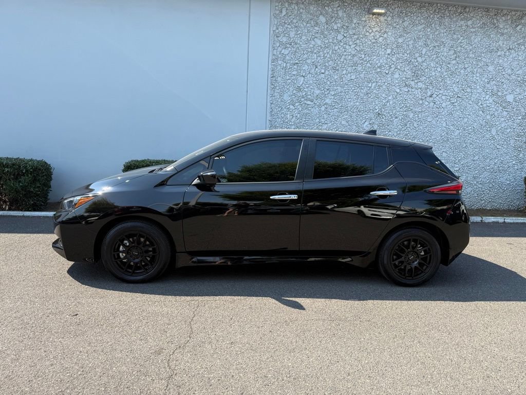 Certified 2025 Nissan Leaf S FWD image 3