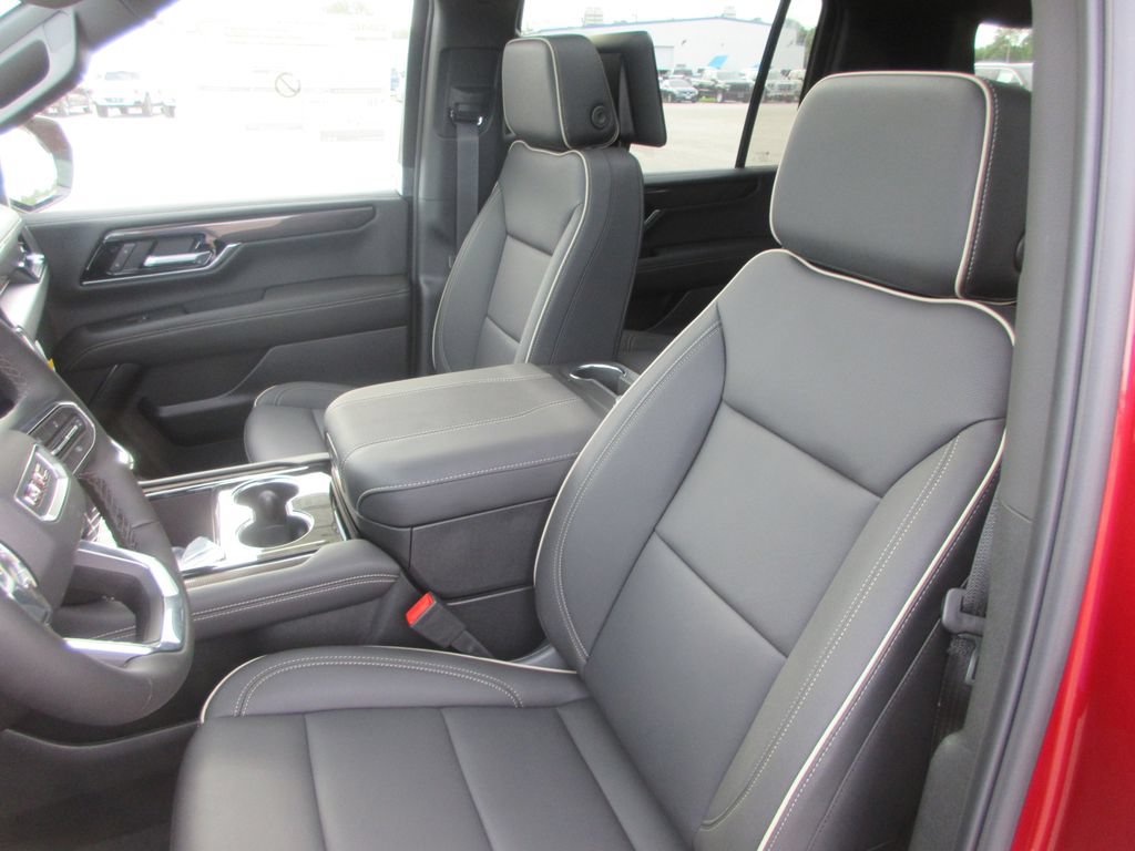 New 2026 GMC Yukon XL Elevation w/ Elevation Premium Package AWD/4WD image 11