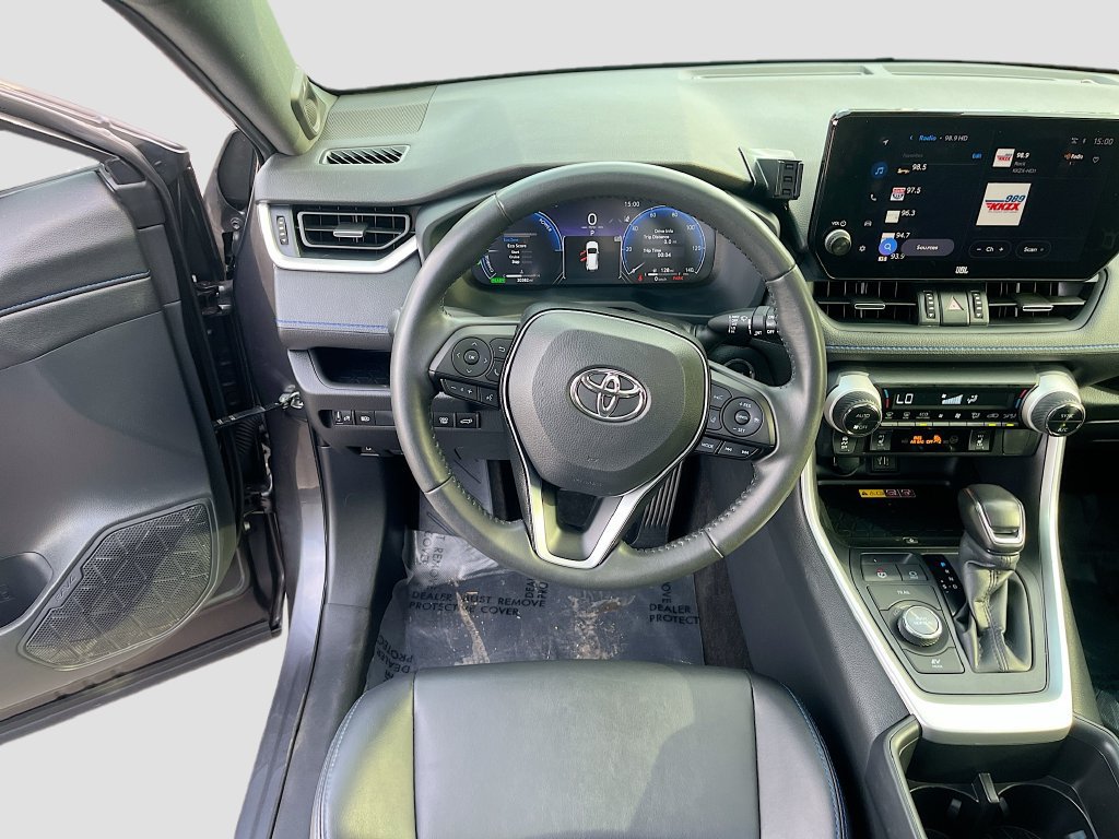 Used 2024 Toyota RAV4 XSE AWD/4WD image 23