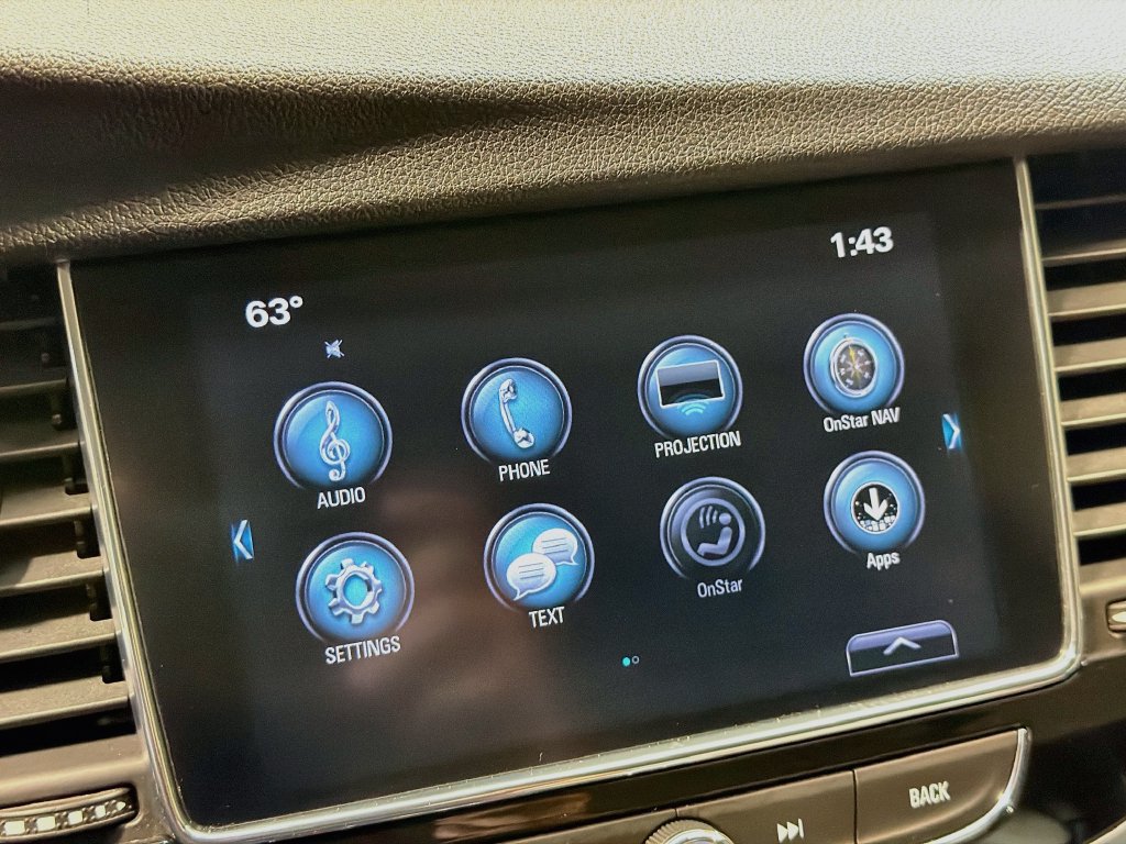 Used 2020 Buick Encore Preferred FWD image 13