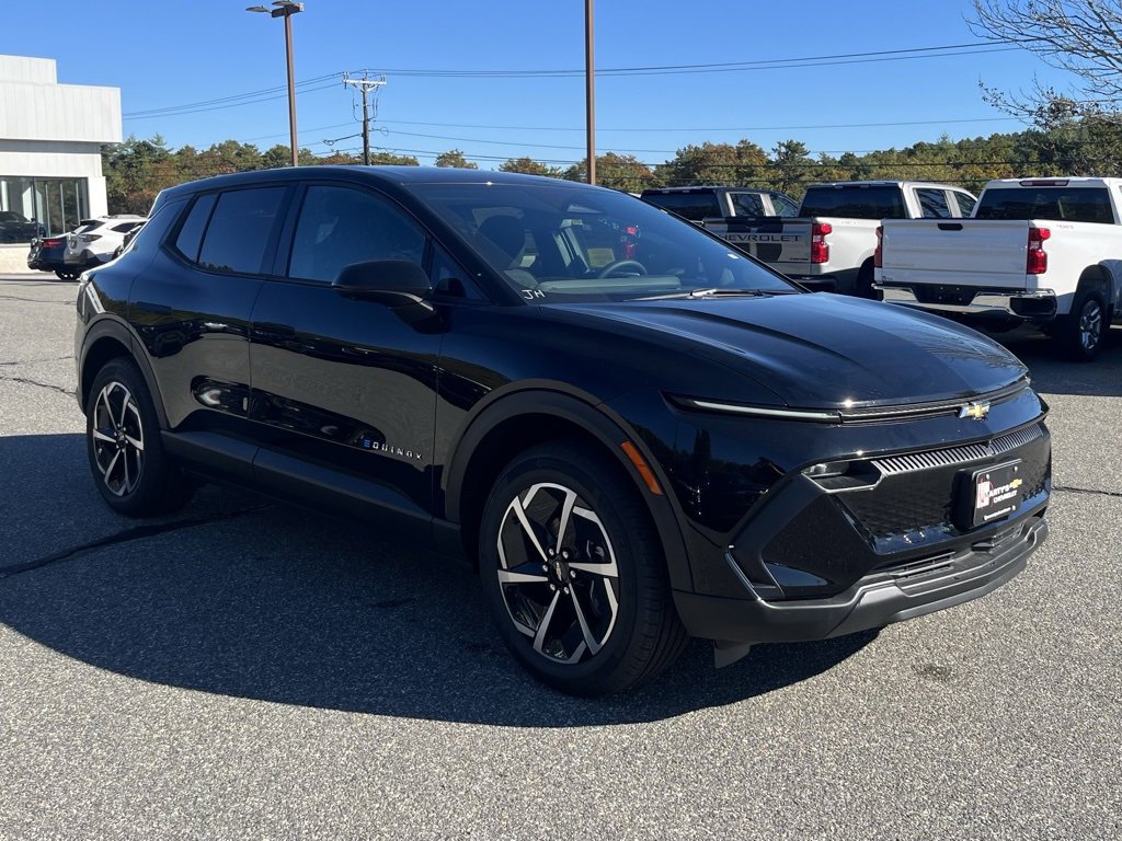 New 2026 Chevrolet Equinox EV LT w/ Comfort Package image 8
