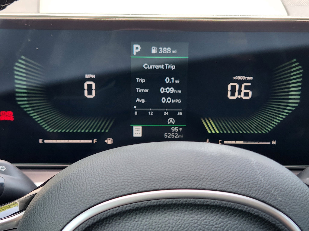 New 2025 Kia Sorento S image 7