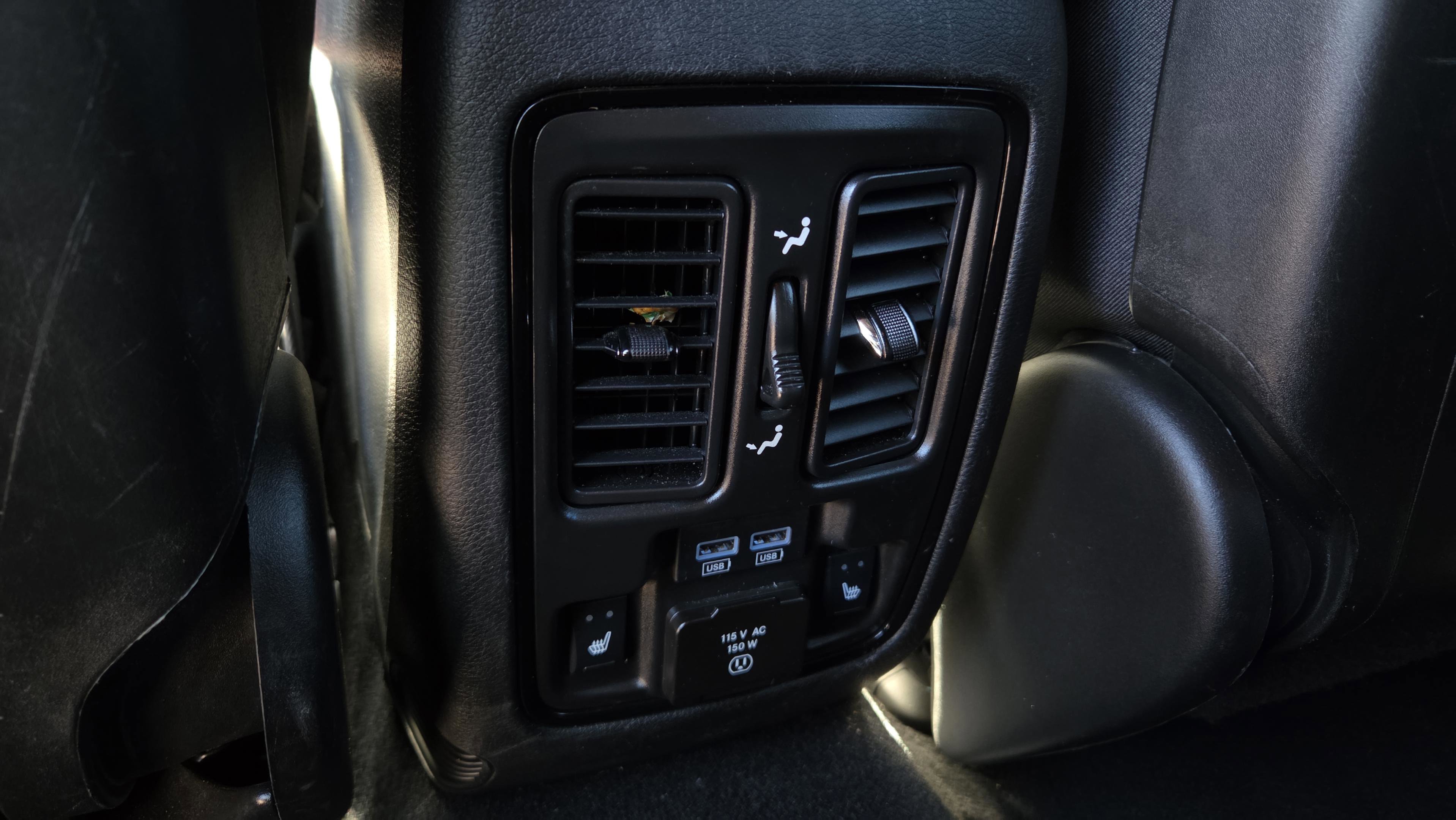Used 2024 Dodge Durango GT image 15
