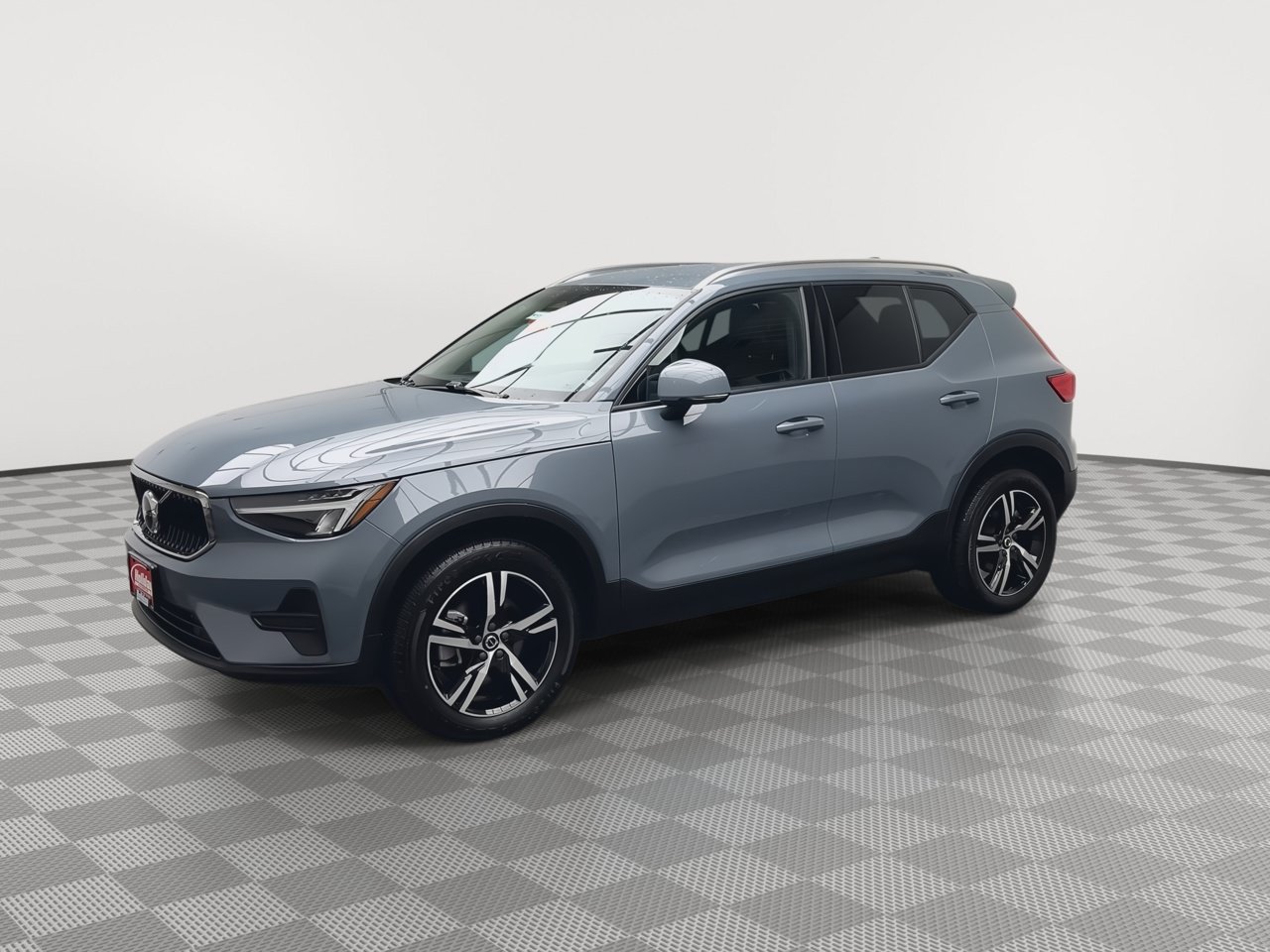 Used 2023 Volvo XC40 B5 Core AWD/4WD image 33