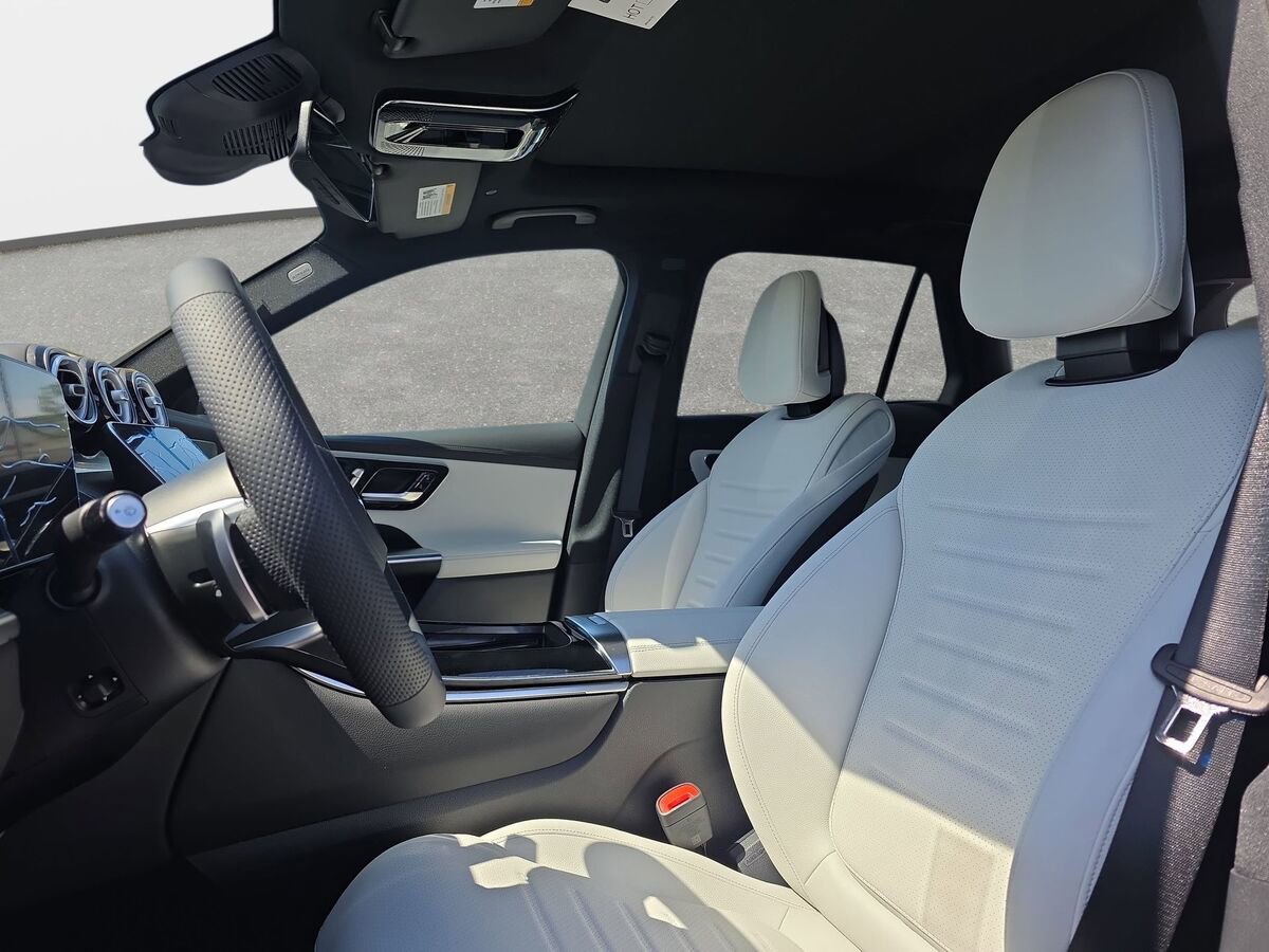 New 2026 Mercedes-Benz GLC 300 4MATIC image 15