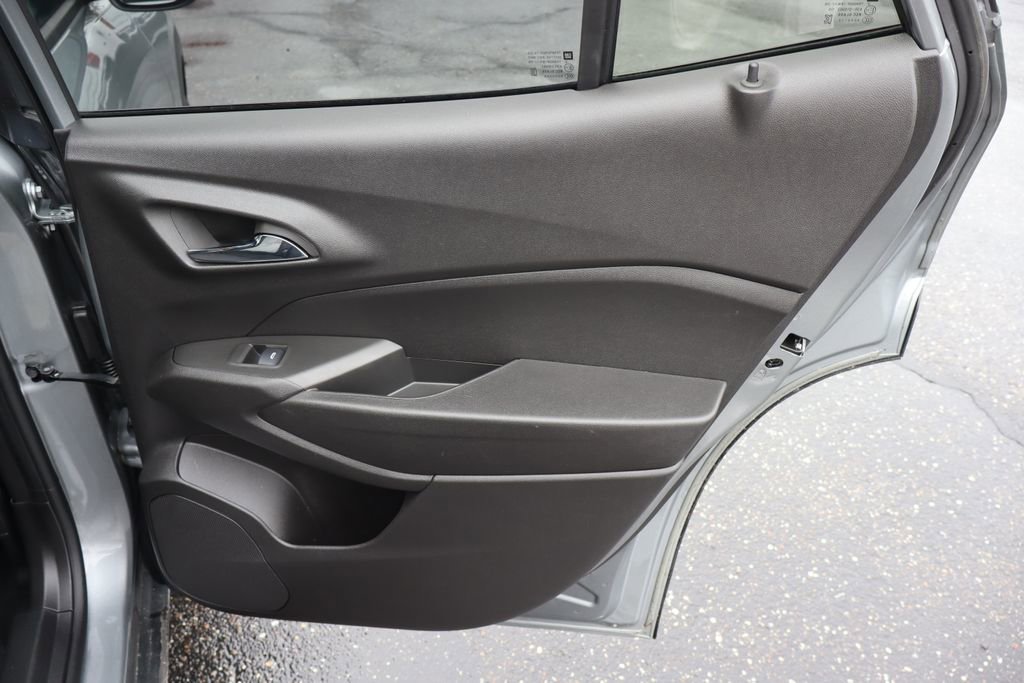 Used 2024 Chevrolet Trax RS image 25