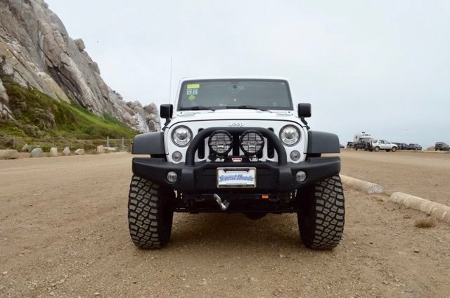 Used 2017 Jeep Wrangler Unlimited Rubicon w/ Connectivity Group AWD/4WD image 29