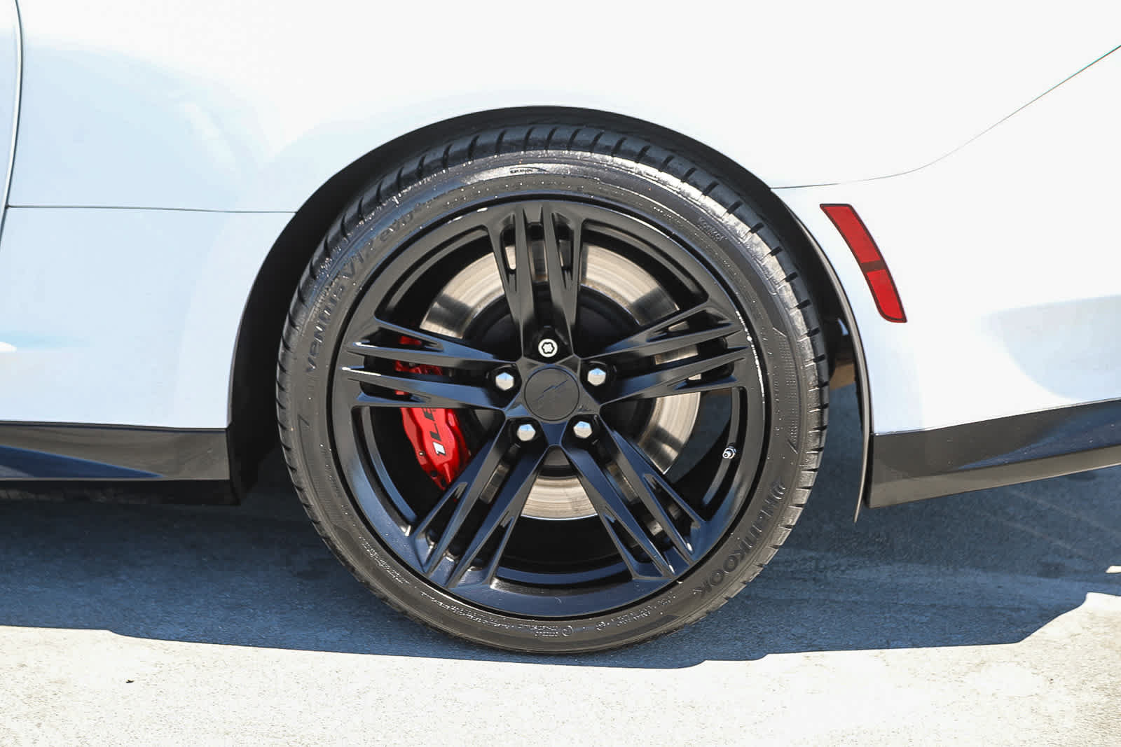 Used 2018 Chevrolet Camaro ZL1 RWD image 11